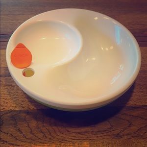 mOmma toddler warming dish. Keep foods warm!